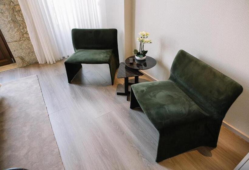 سوئیت با چشمانداز رودخانه, Casa Do Rio Charm Suites