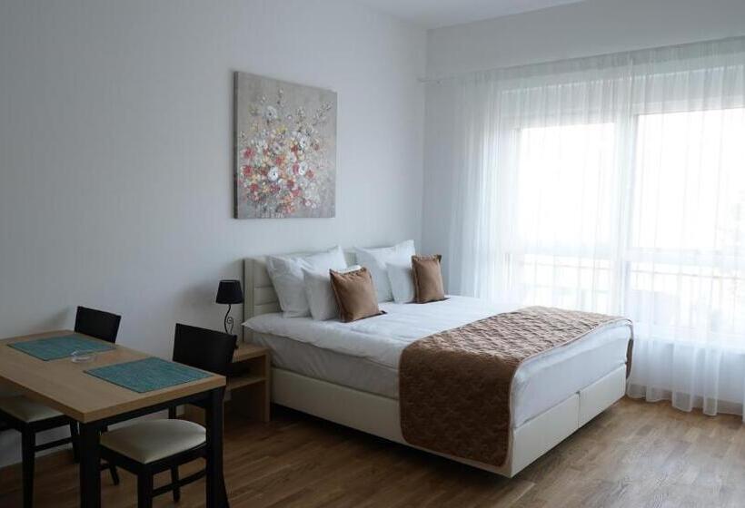 استودیوی استاندارد, Fruške Residences