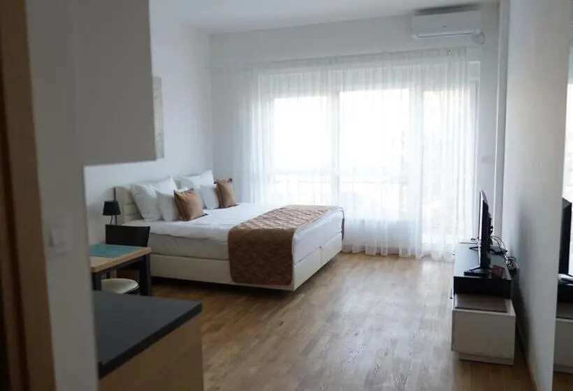 استودیوی سوپریور, Fruške Residences