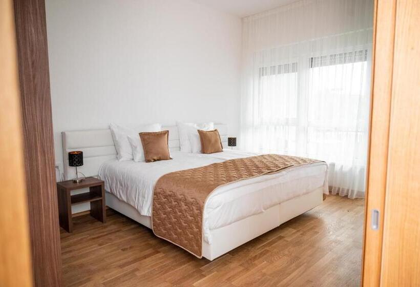 سوییت جونیور, Fruške Residences