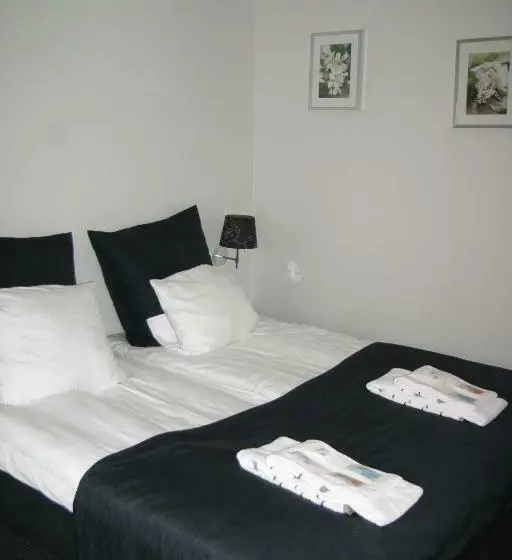 Chambre Standard, Rødding