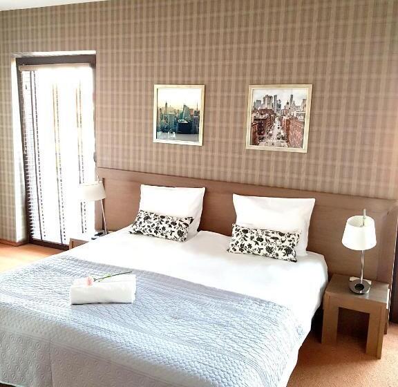 اتاق سوپریور, Willowa