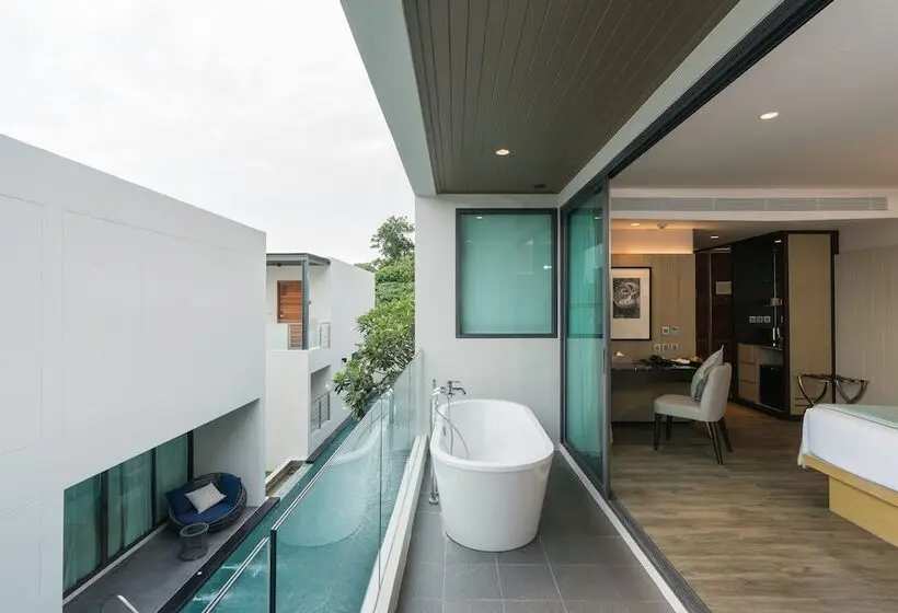اتاق لوکس با چشم‌انداز استخر, My Beach Resort Phuket