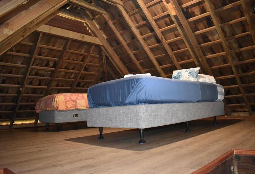 Bungalow Standard, Fare Aute Beach