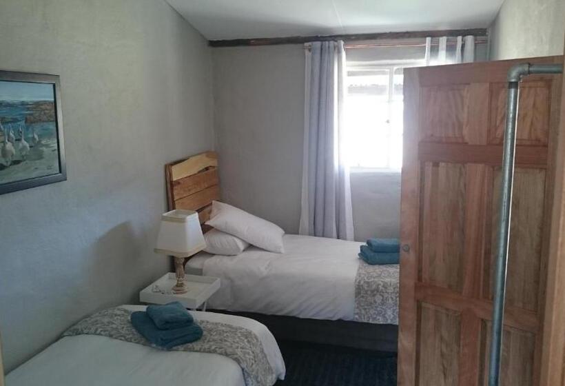 2间卧室的房子, Springwater Cottages