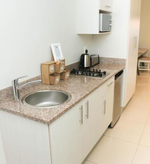 דירה בת חדר שינה 1 עם מרפסת, The Milkwood Beach Apartments