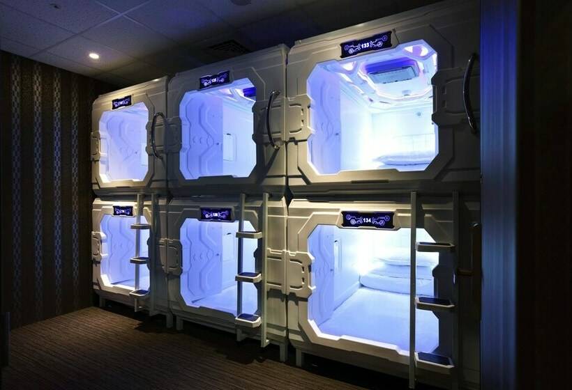 تختخواب در اتاق مشترک, Uz Hostel