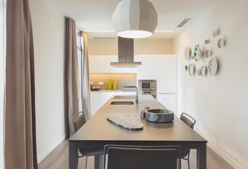 Апартаменты 5 спален, Casagrand Luxury Suites