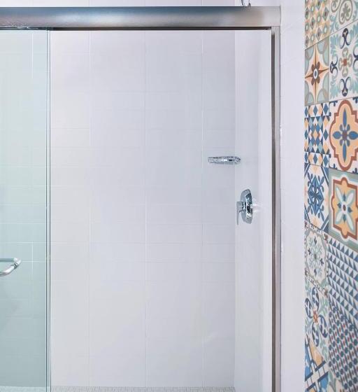 غرفة قياسية سرير كينج لذوى الإحتياجات الخاصة, Fenway Hotel, Autograph Collection