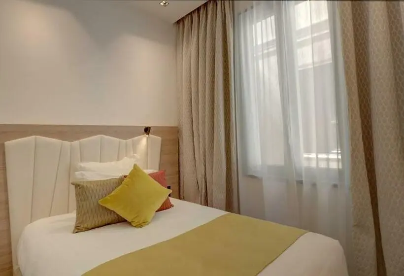 Classic Yhden Hengen Huone, Best Western Plus Comedie Saintroch