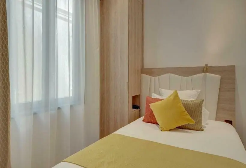Classic Yhden Hengen Huone, Best Western Plus Comedie Saintroch
