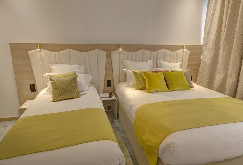 패밀리 룸, Best Western Plus  Comedie Saintroch