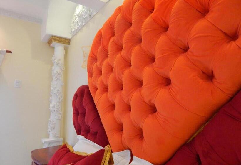 سوییت جونیور, Boutique Castillo Del Mar