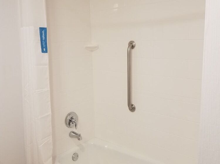 带2个双人床的标准工作室, Hampton Inn Bulverde Texas Hill Country