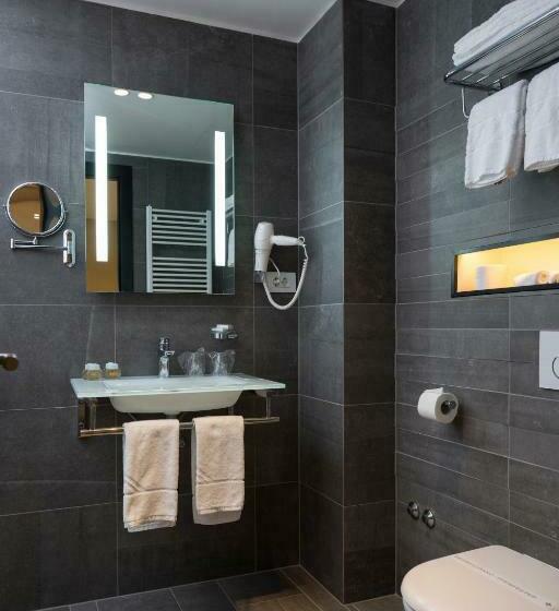 اتاق استاندارد, Livris