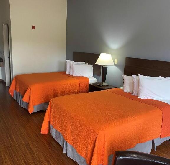 Номер Стандарт 2 Двуспальные Кровати, Orange County National Golf Center And Lodge