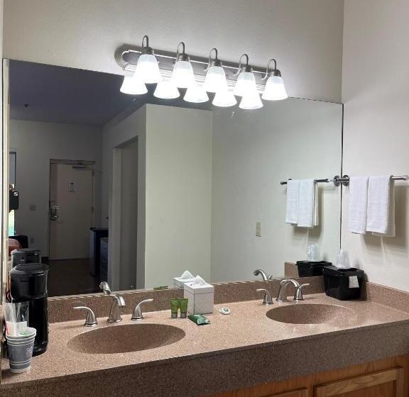 Номер Стандарт 2 Двуспальные Кровати, Orange County National Golf Center And Lodge