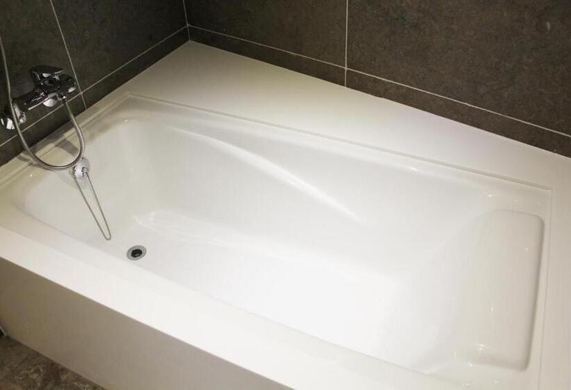 חדר פרמיום, The Best Jeju Seongsan