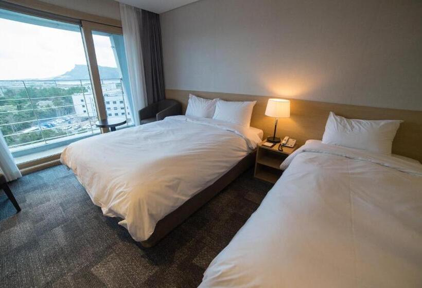 חדר דלוקס נוף לים, The Best Jeju Seongsan