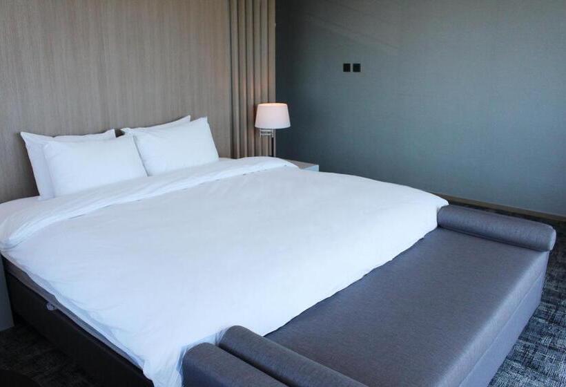 חדר פרמיום, The Best Jeju Seongsan