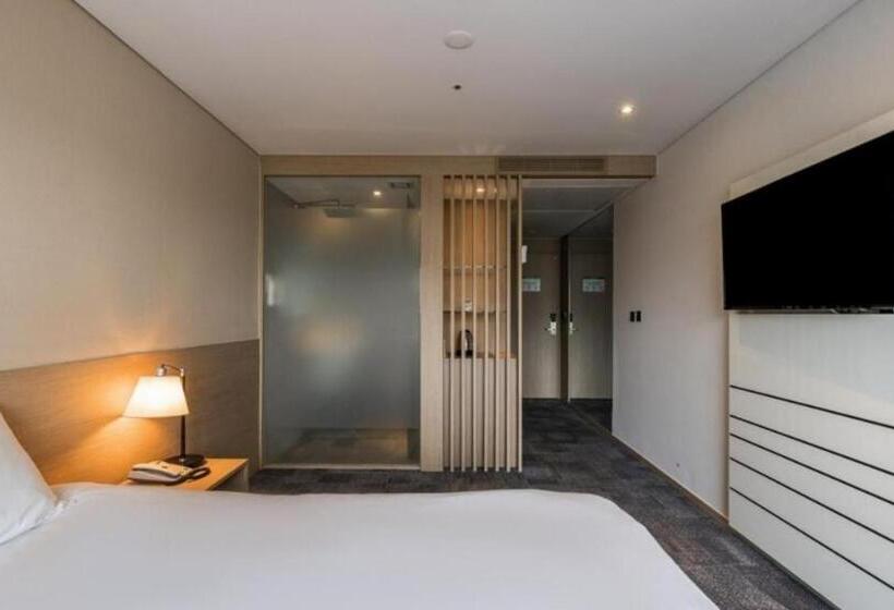 Номер Deluxe, The Best Jeju Seongsan