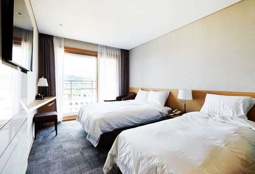 חדר דלוקס נוף לים, The Best Jeju Seongsan