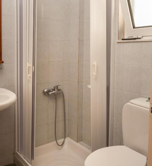 شقة غرفة واحدة مطلة على حمام السباحة, Orion Star