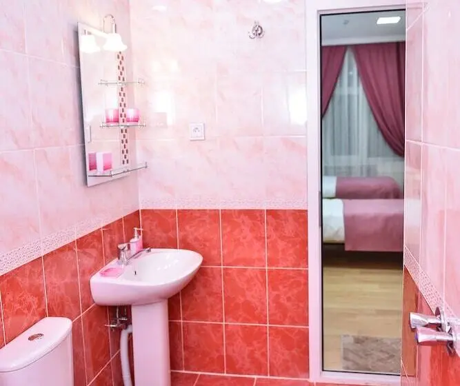 اتاق یک تخته با چشمانداز باغ, Planet Inn Hotel Baku