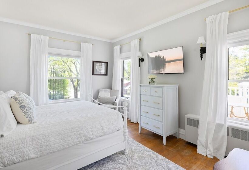 غرفة قياسية, Noble House Inn