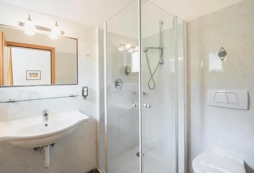 Perhehuone, Guesthouse St Nikolaus