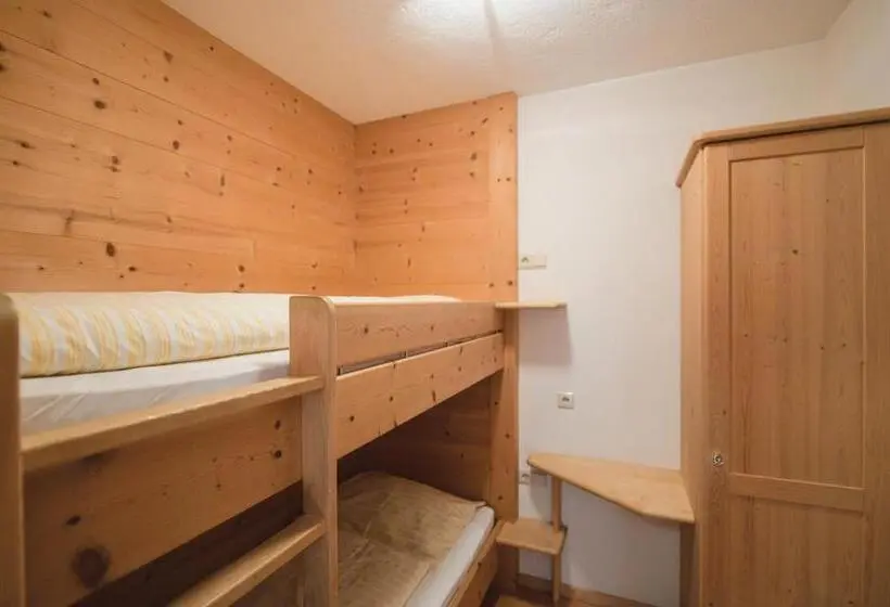 Perhehuone, Guesthouse St Nikolaus