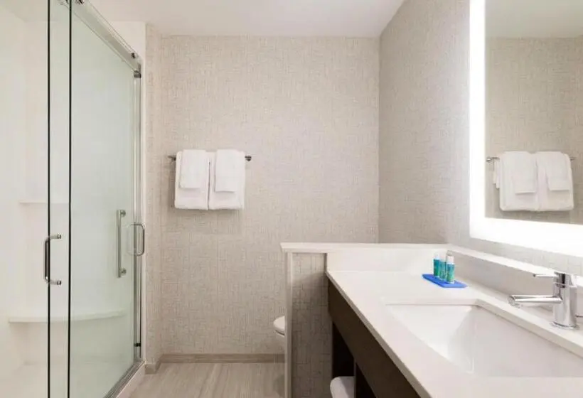 スタンダードルーム, Holiday Inn Express & Suites   Cincinnati Ne   Red Bank Road, An Ihg