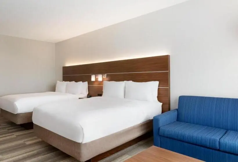 身障者適用スイートルーム, Holiday Inn Express & Suites   Cincinnati Ne   Red Bank Road, An Ihg