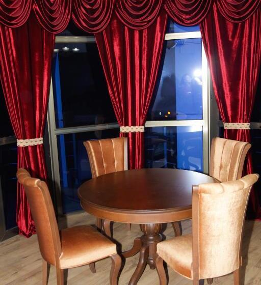 سوییت اجرایی, Iberia Palace