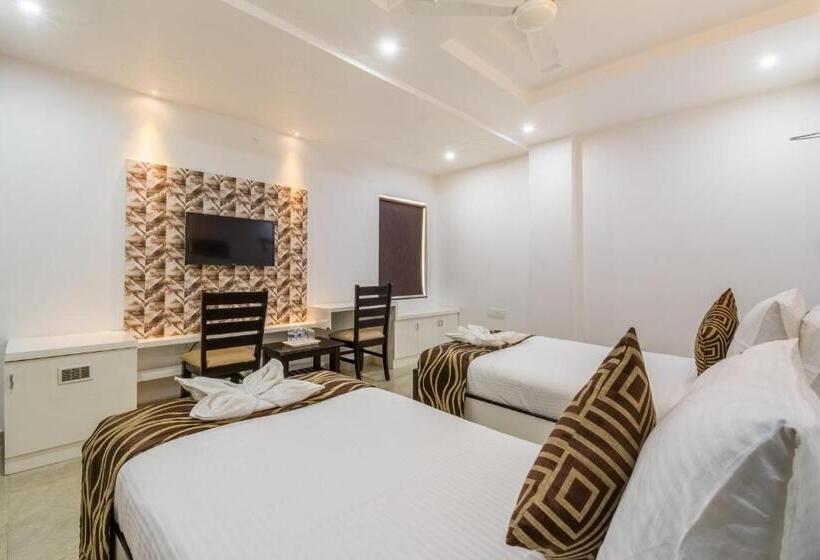 اتاق سوپریور, V Royal Park