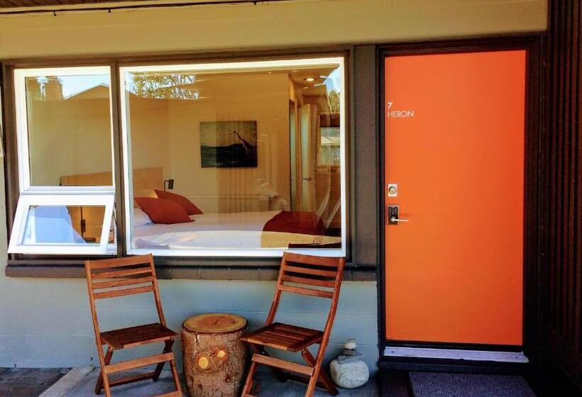 غرفة قياسية, Heliotrope