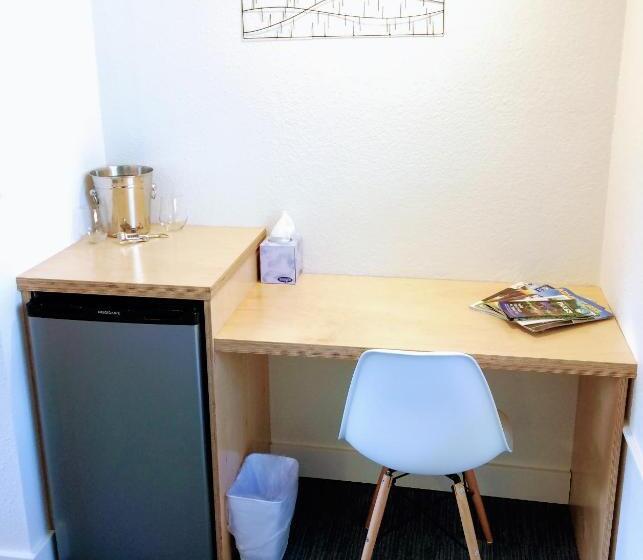 غرفة سوبيريور, Heliotrope