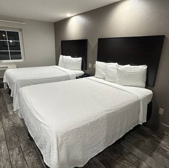 غرفة ديلوكس, Red Roof Inn Hayward