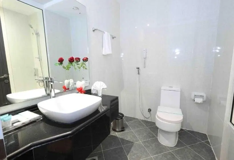 سوییت جونیور با چشمانداز دریا, Fortis Hotel Fujairah