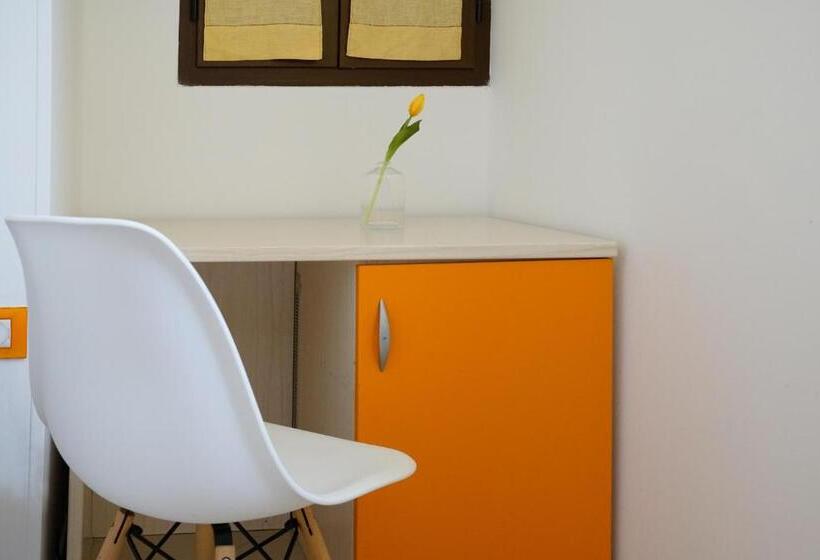 غرفة قياسية, B&b Sara