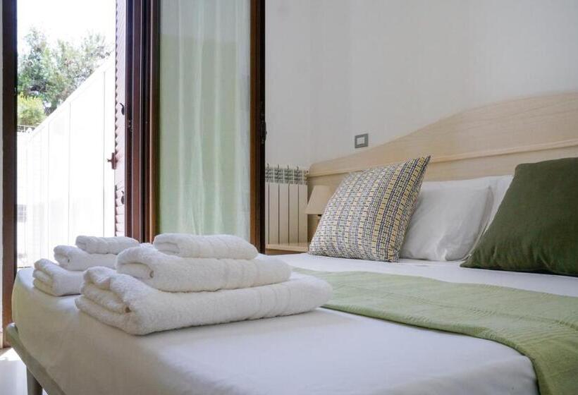 标准间带阳台, B&b Sara