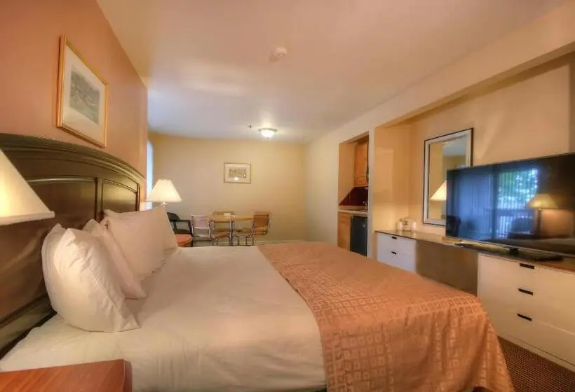Standard-huone King-vuode, Aspinquid Resort