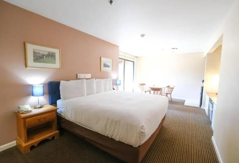 Standard-huone King-vuode, Aspinquid Resort