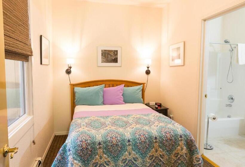 标准间内部标间, Cathlamet