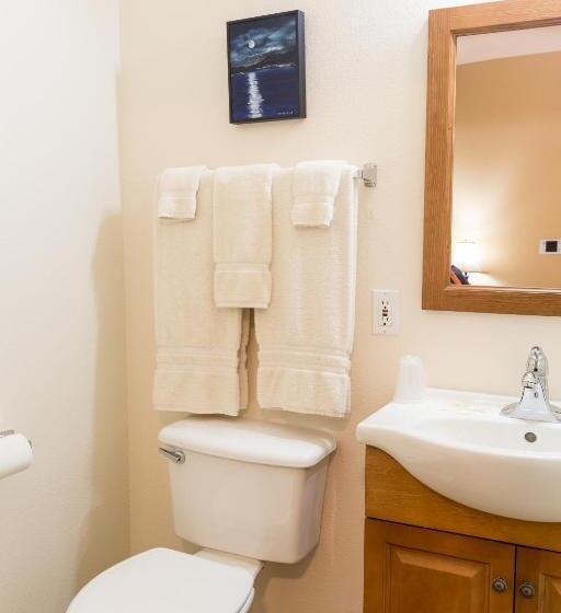 标准房带园景, Cathlamet