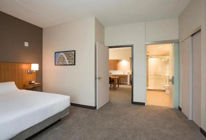 身障者適用スイートルーム, Hyatt Place Cincinnati/sharonville Convention Center