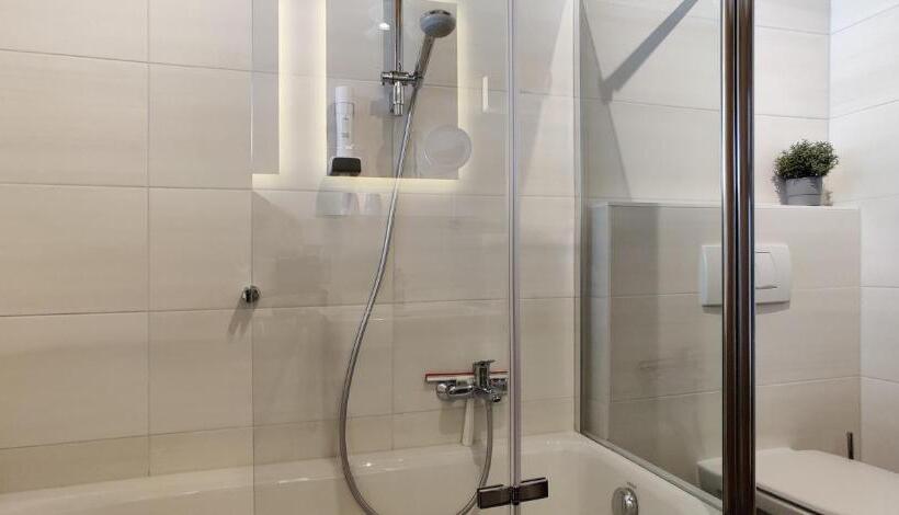 Апартаменты 1 Спальня с Балконом, Zomm In Seefeld