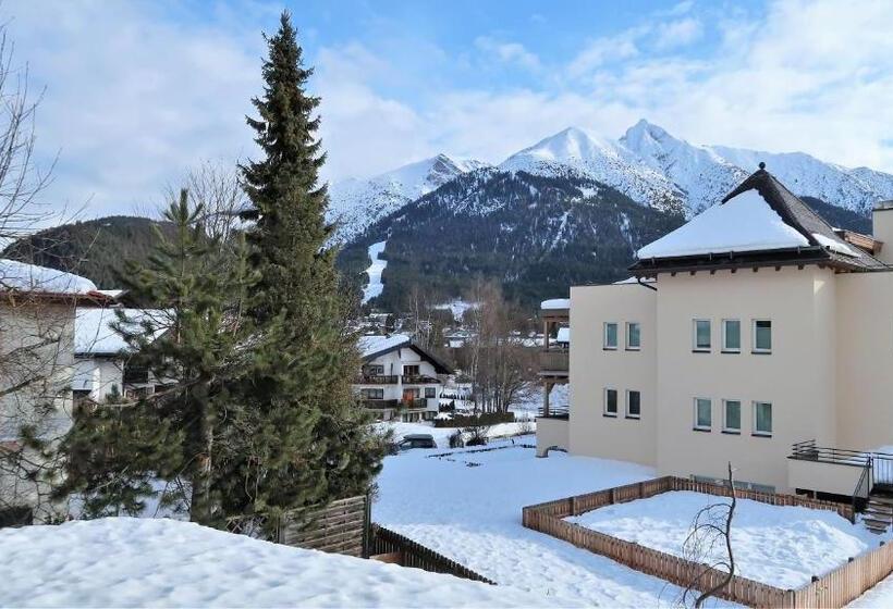 Номер Deluxe с Балконом, Zomm In Seefeld