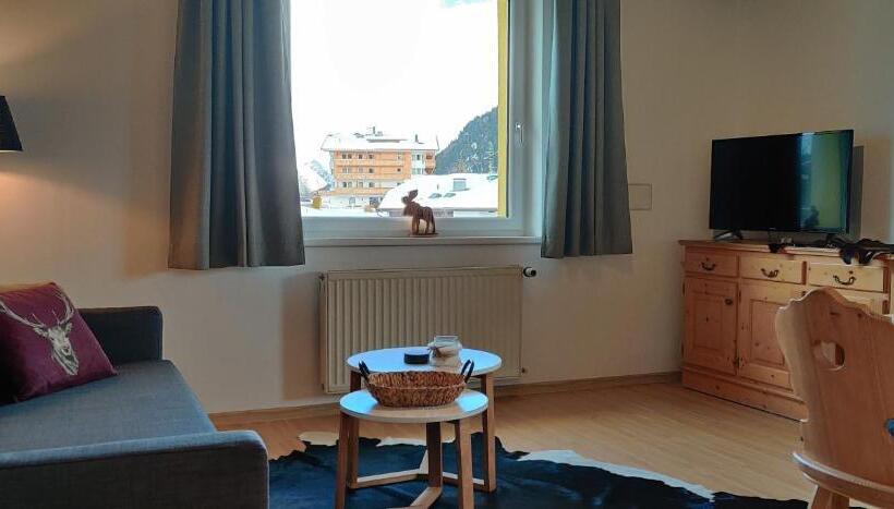 Апартаменты 1 Спальня с Балконом, Zomm In Seefeld