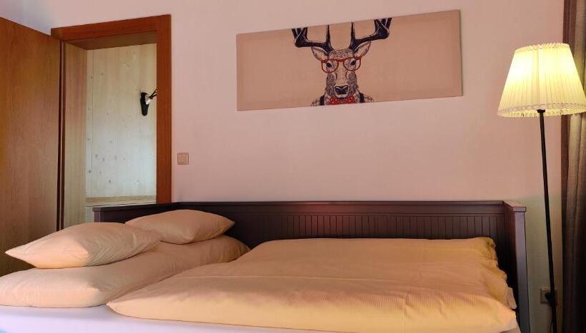 Апартаменты 1 Спальня с Балконом, Zomm In Seefeld